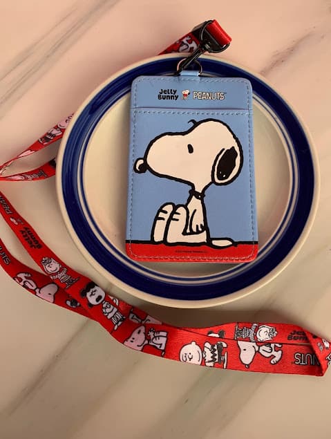 Porta carnet de snoppy