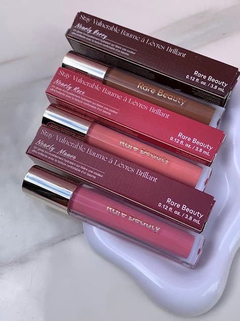 Lip gloss Rare Beauty